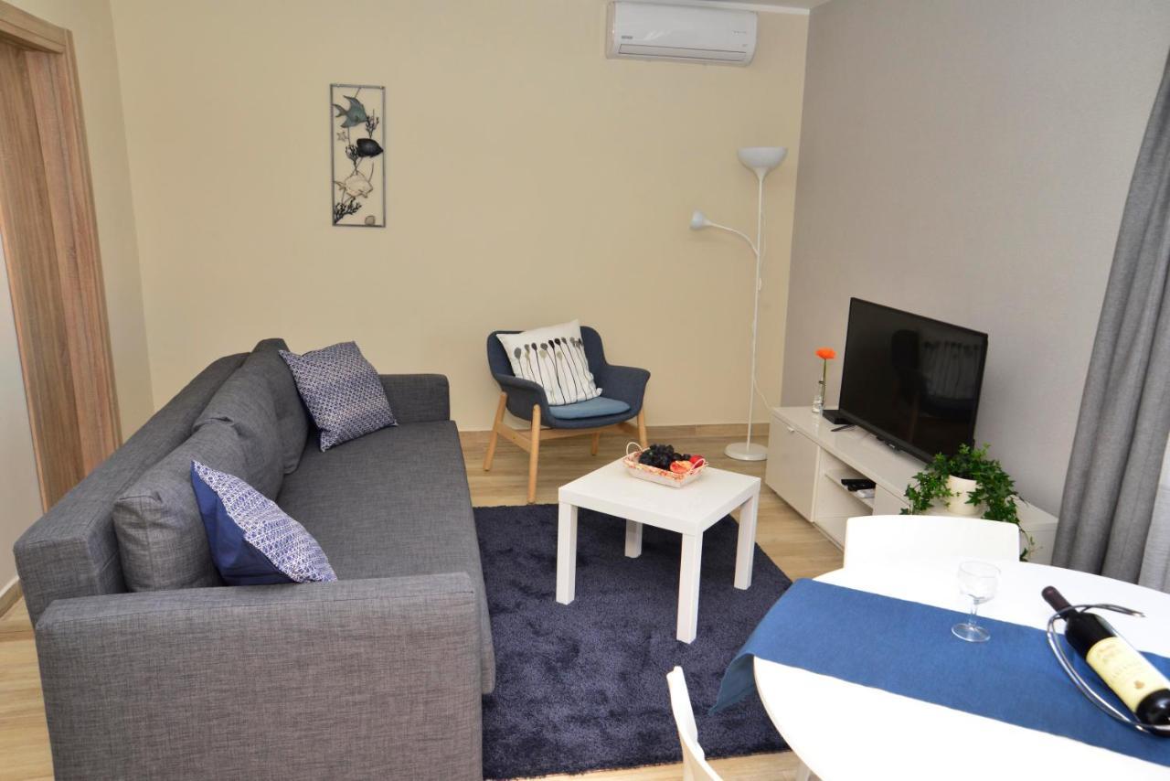 Apartman Bradasevic Tivat Exterior foto