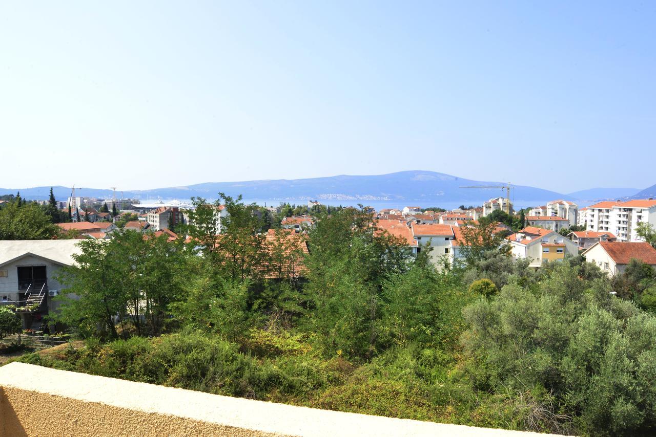 Apartman Bradasevic Tivat Exterior foto