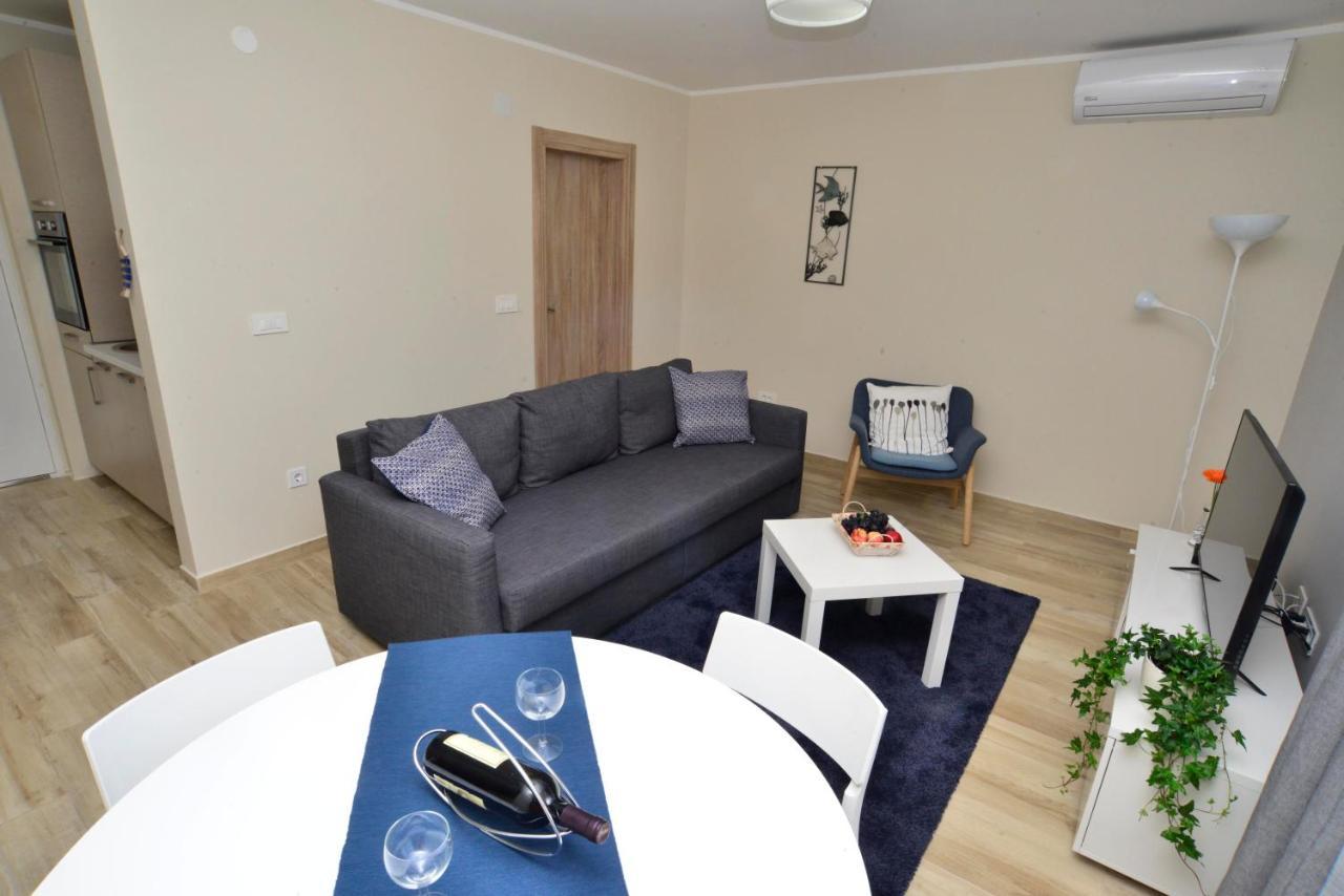 Apartman Bradasevic Tivat Exterior foto