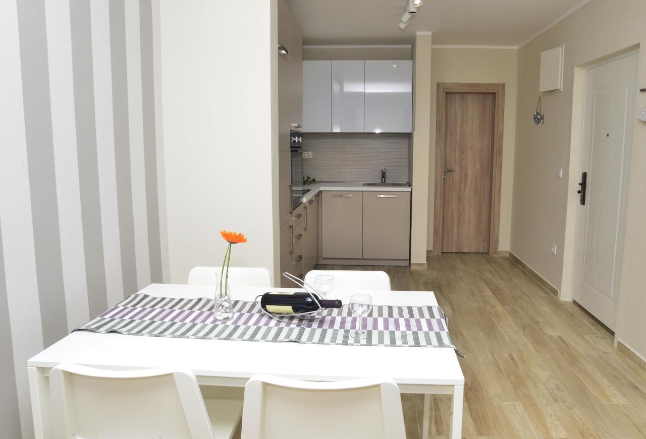 Apartman Bradasevic Tivat Exterior foto