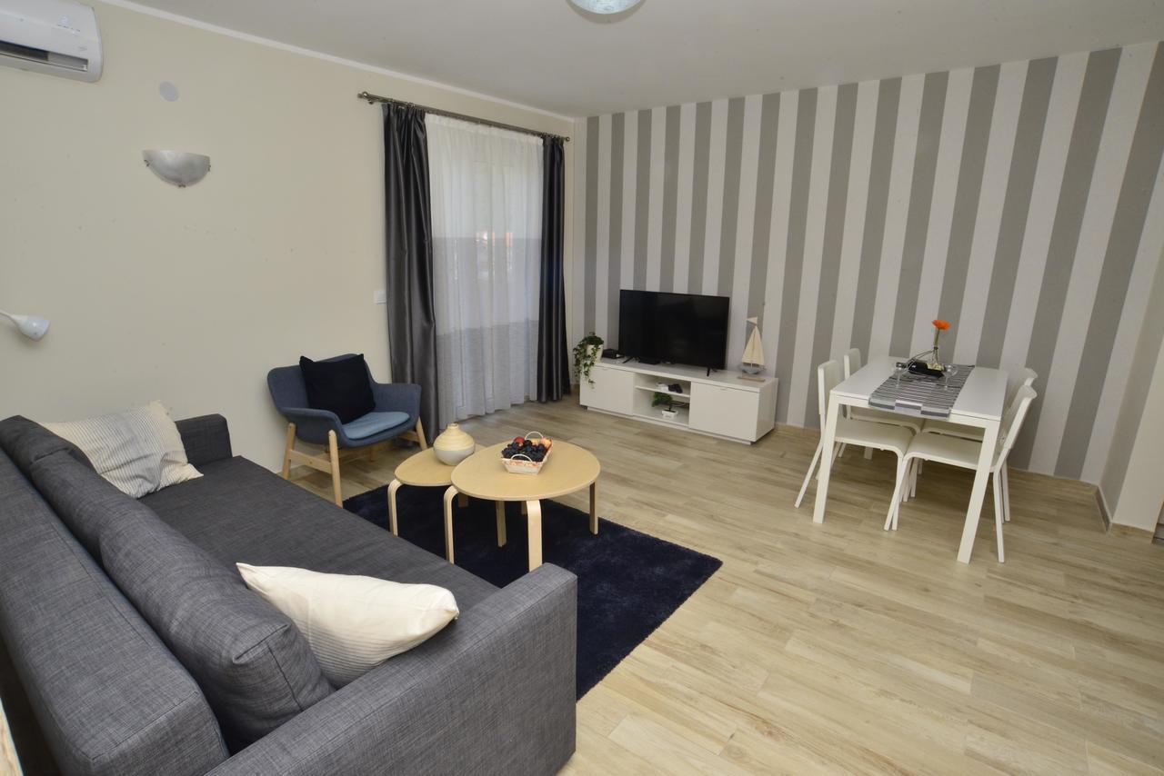 Apartman Bradasevic Tivat Exterior foto