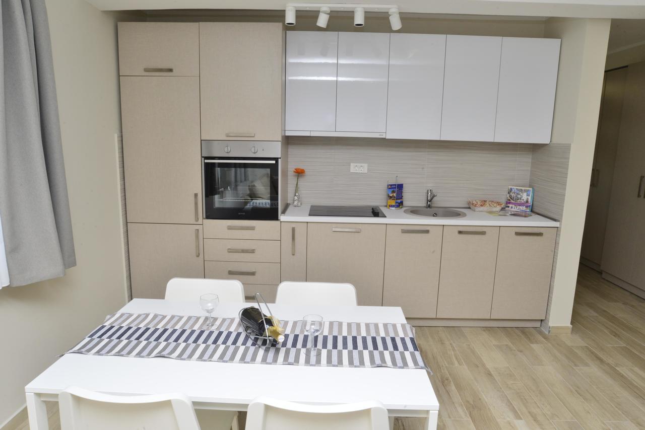 Apartman Bradasevic Tivat Exterior foto