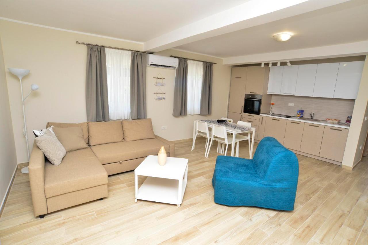 Apartman Bradasevic Tivat Exterior foto